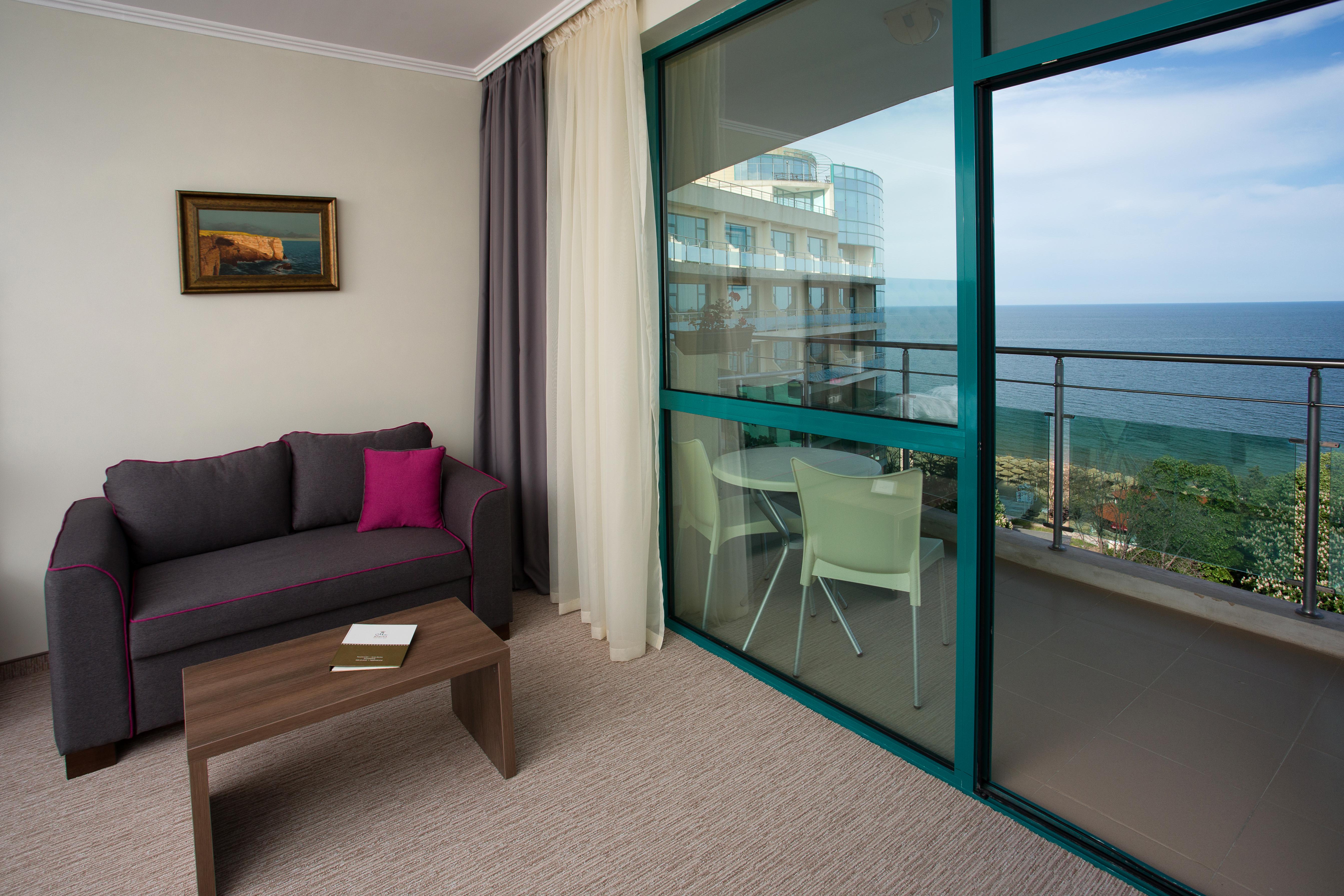 Marina Grand Beach Hotel Golden Sands Exteriör bild