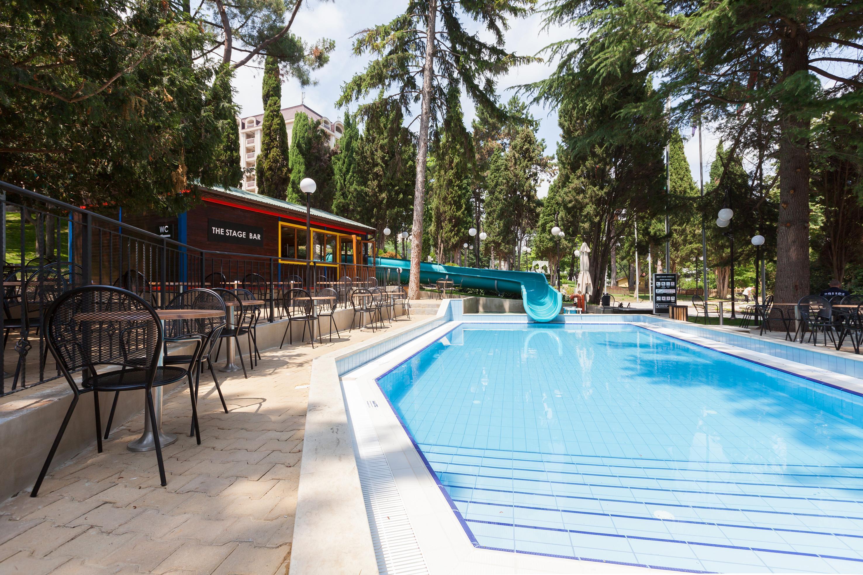 Marina Grand Beach Hotel Golden Sands Exteriör bild