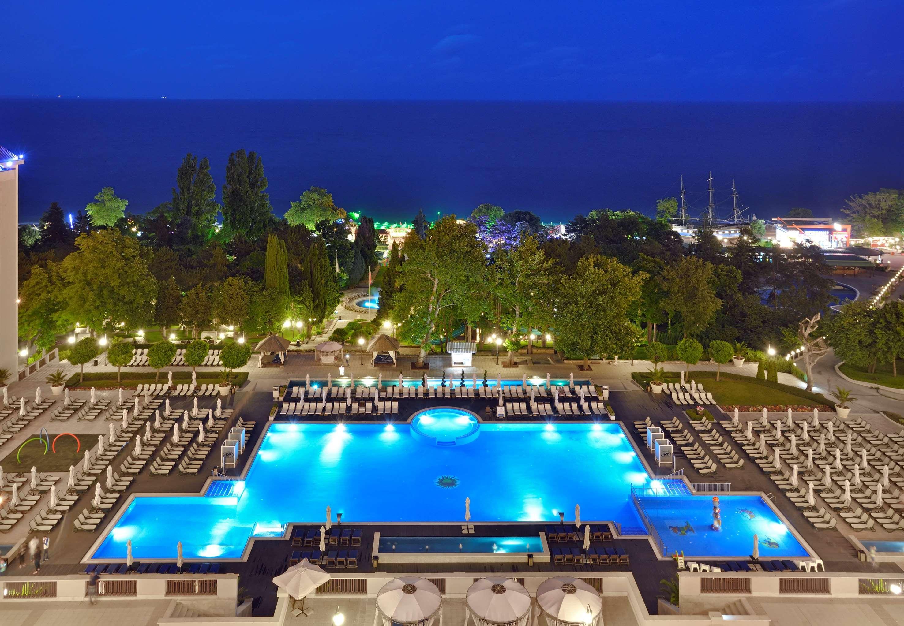 Marina Grand Beach Hotel Golden Sands Exteriör bild